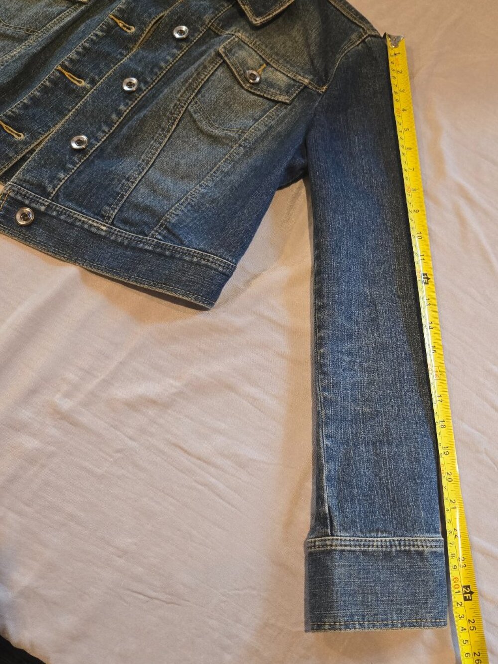 LOFT Blue Denim Cropped Jean Jacket Distressed Wash 1% Spandex Size 6 - Picture 6 of 12